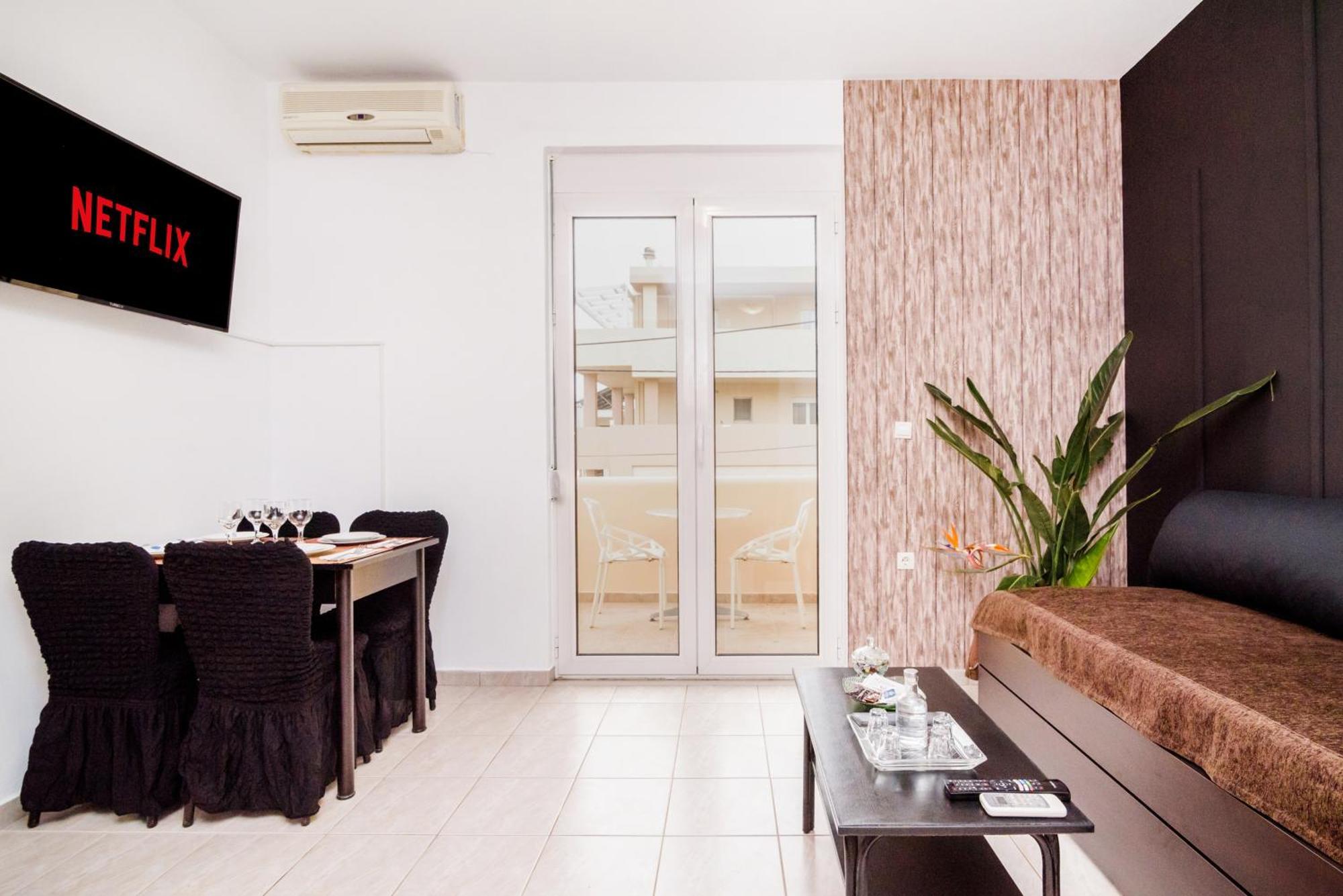 Pearl Seaside Luxury Apartments 2 Chania  Exterior photo